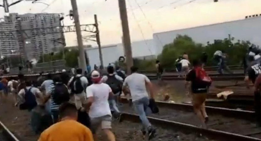 Caos en el tren Roca por corte de vías en Avellaneda	