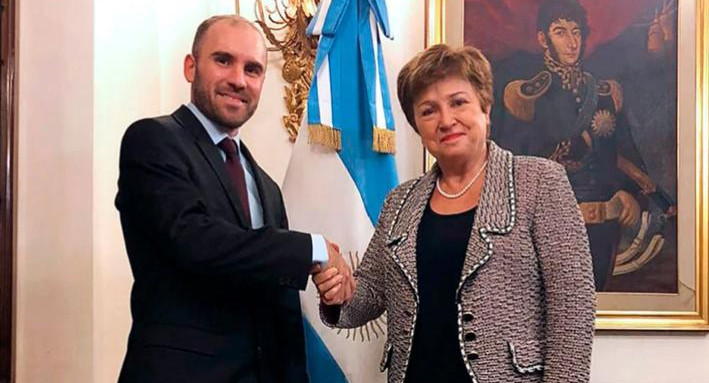 La directora gerente del FMI, Kristalina Georgieva, y el ministro de Economía, Martín Guzmán.