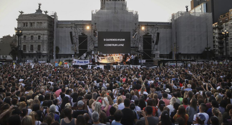 Masiva marcha en el Congreso a un mes de la muerte de Fernando Báez Sosa, Villa Gesell, NA	