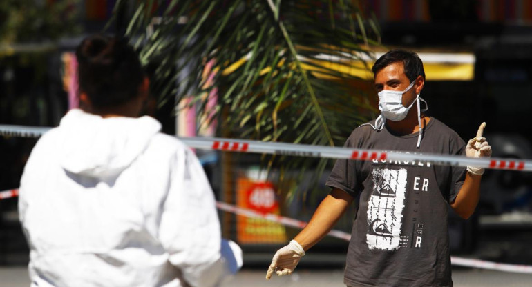 Coronavirus, Argentina, gente en la calle, REUTERS