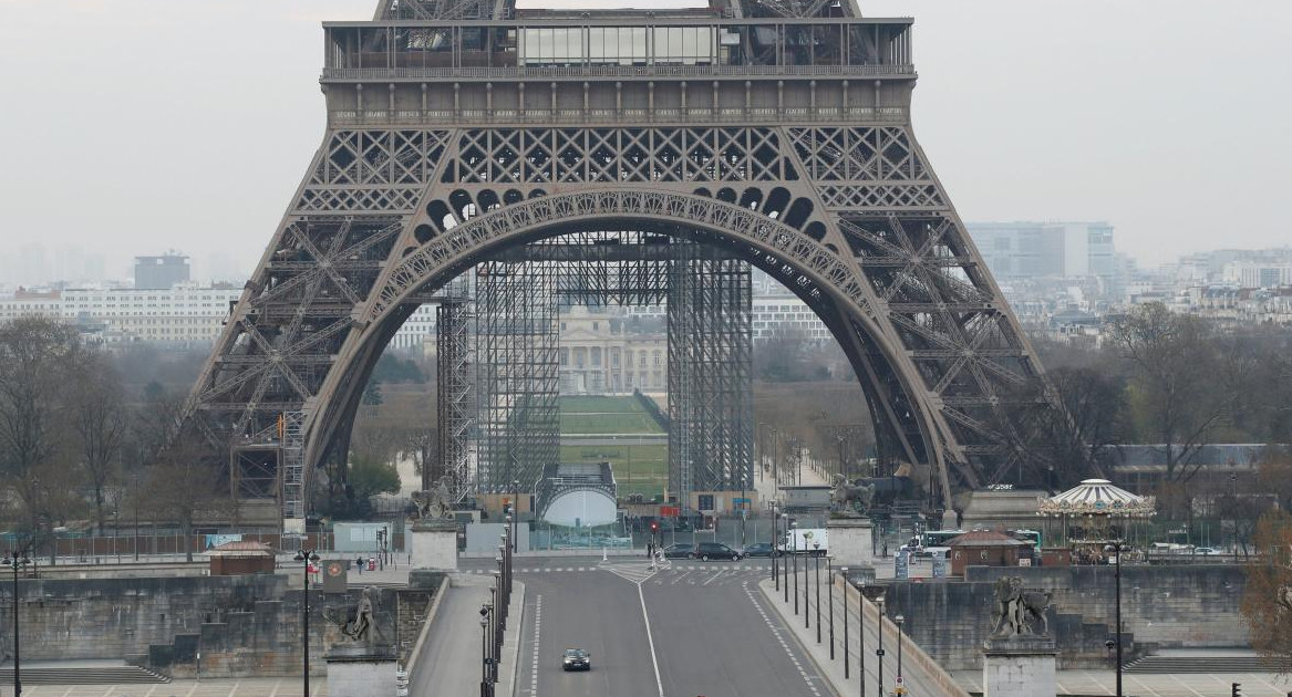 Coronavirus en Francia, Torre Eiffel, REUTERS