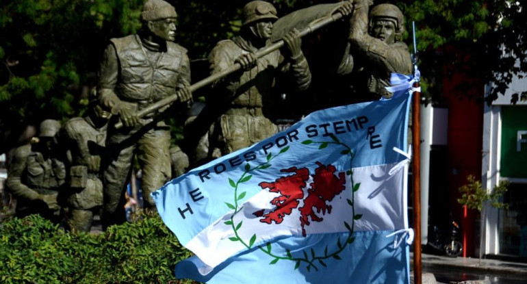 Guerra de Malvinas, bandera, combatientes