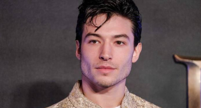 Ezra MIller