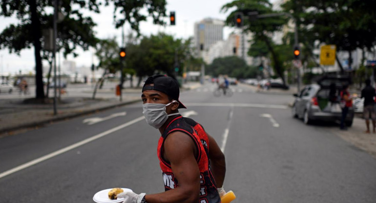 Coronavirus, REUTERS