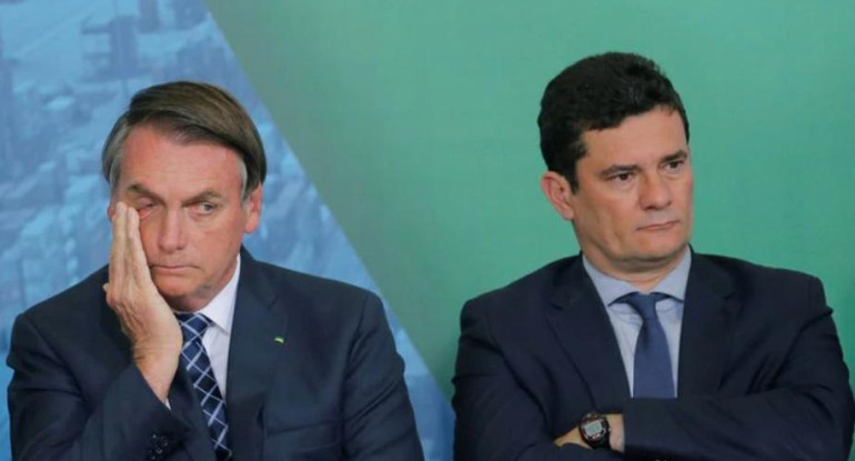 Jair Bolsonaro, junto al ministro de Justicia, Sergio Moro, Brasil