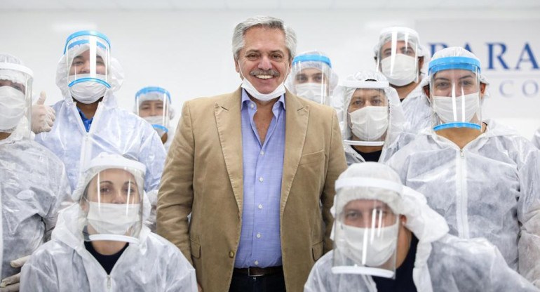 Coronavirus, Argentina, Alberto Fernández, fábrica de barbijos