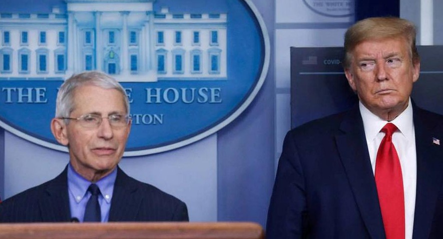 Asesor Anthony Fauci y Donald Trump, Casa Blanca, Reuters