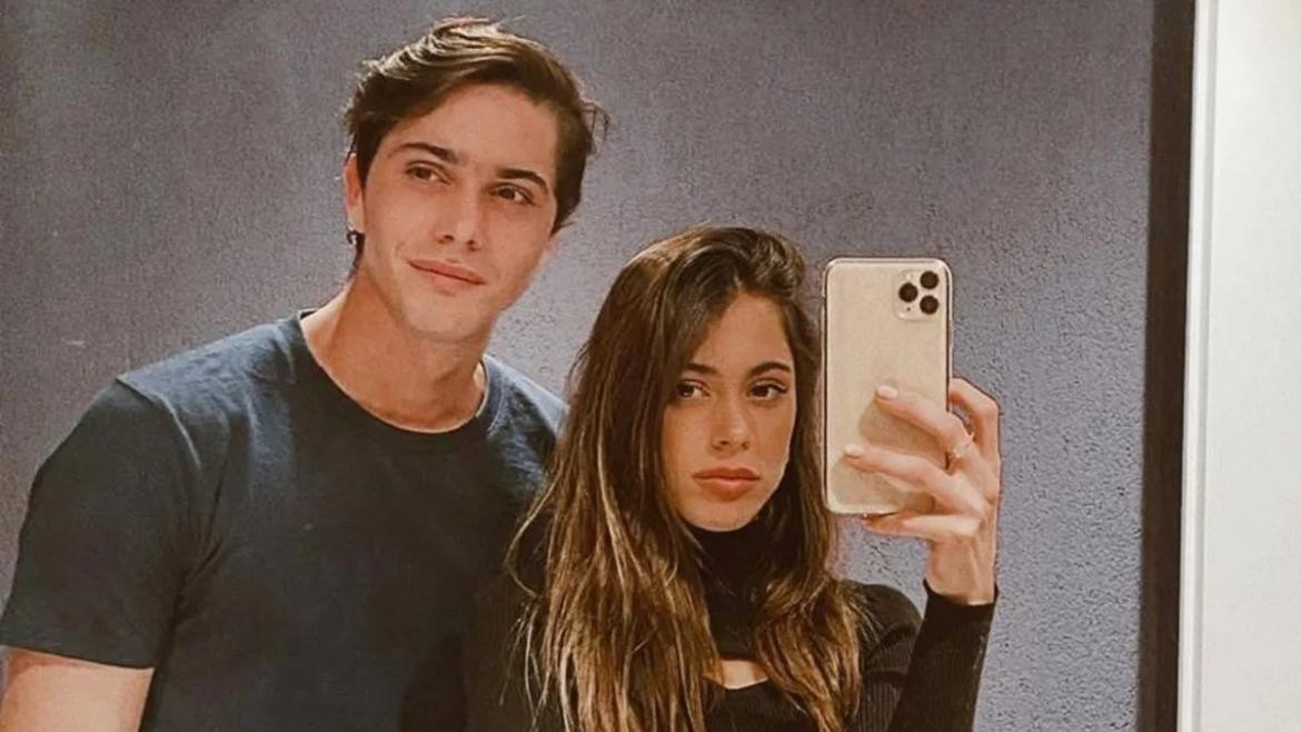 Tini Stoessel y su hermano