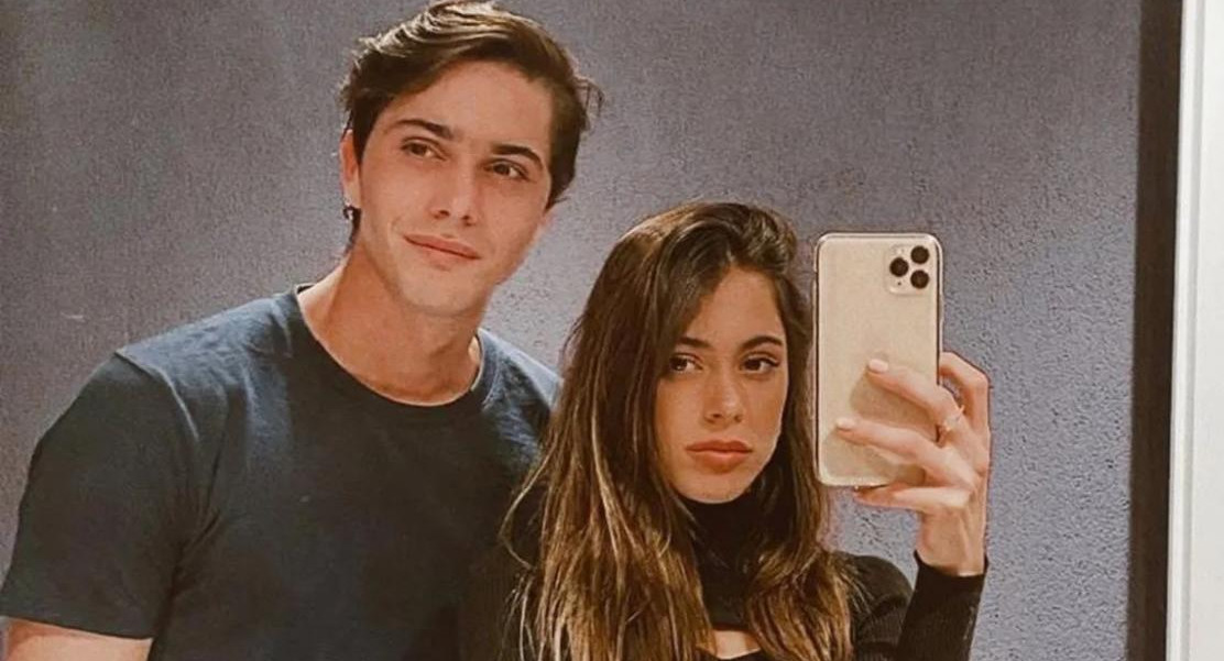 Tini Stoessel y su hermano