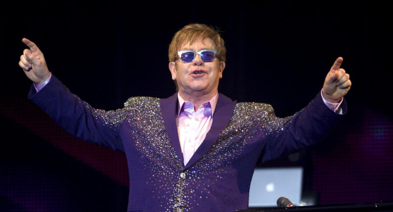 Elton John, músico, Agencia NA