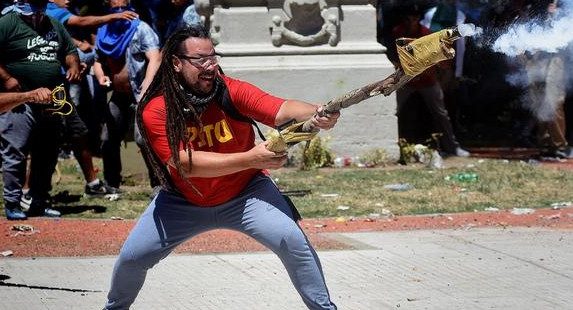 Sebastián Romero, mortero, Congreso