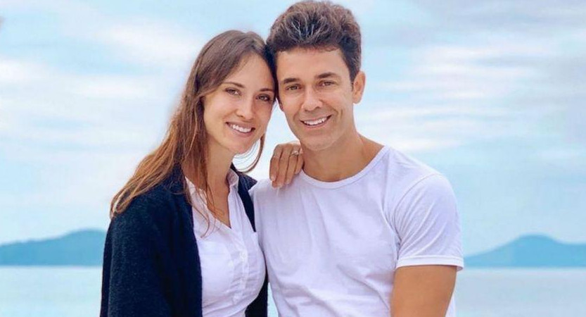 Camila Cavallo y Mariano Martínez, Foto Revista Caras