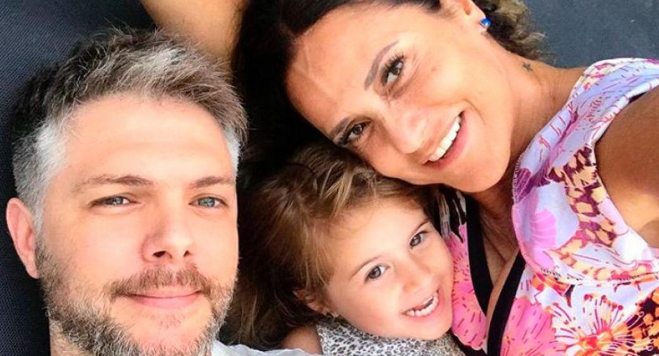 María Fernanda Callejón y su familia, Foto Revista Caras