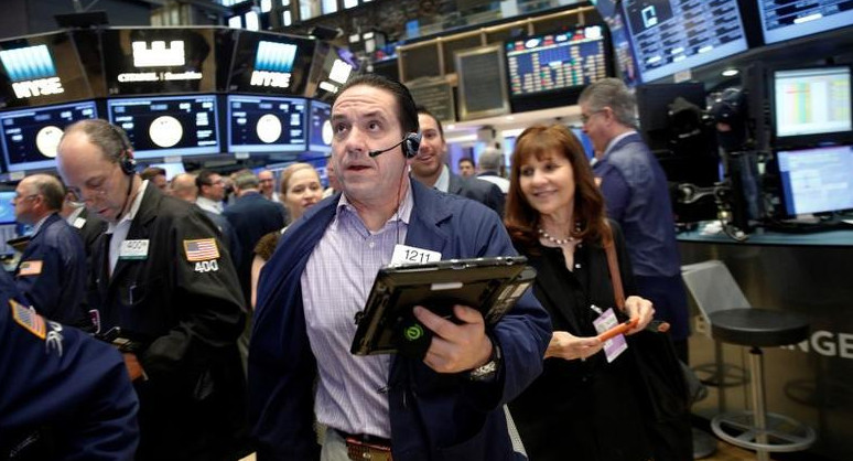 Wall Street, acciones y riesgo país, REUTERS