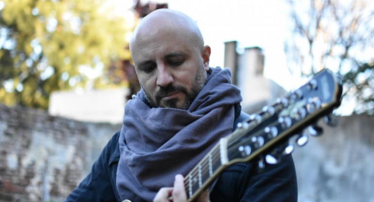 Federico Laconte, música, cantante