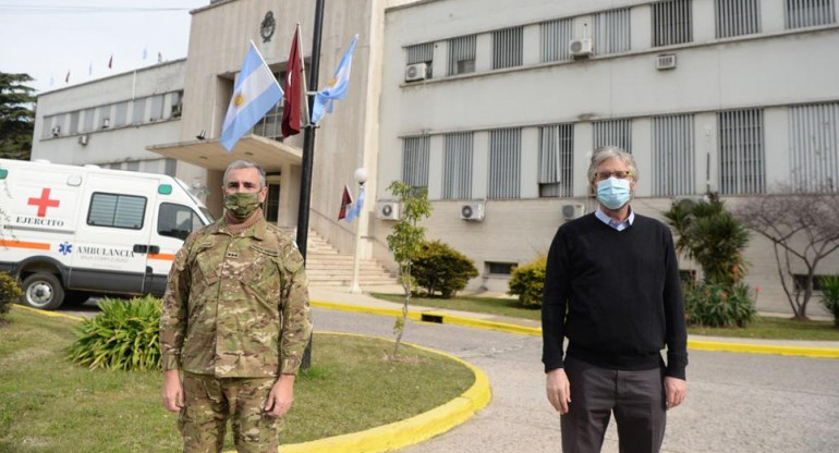 Coronavirus, vacunación de voluntarios en Hospital Militar Central