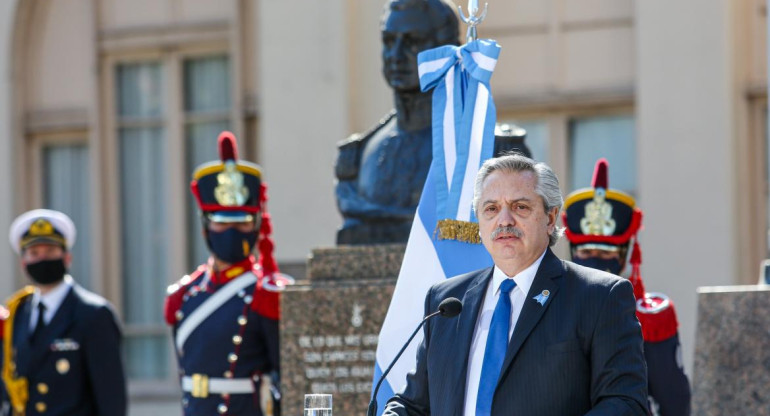 Alberto Fernández, acto por 17 agosto, Agencia NA