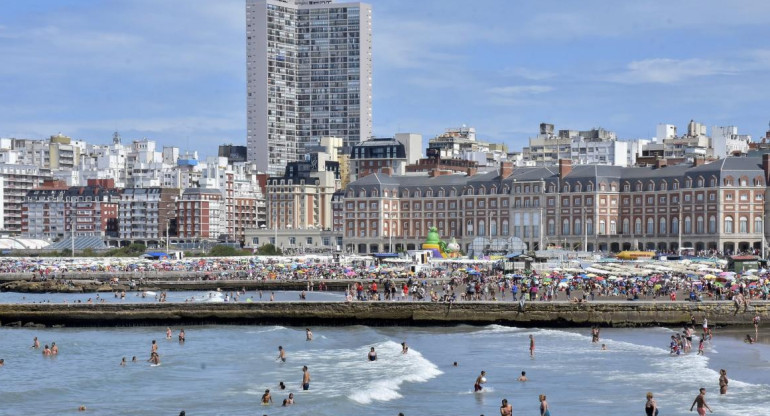 Mar del Plata, temporada de verano, Agencia NA