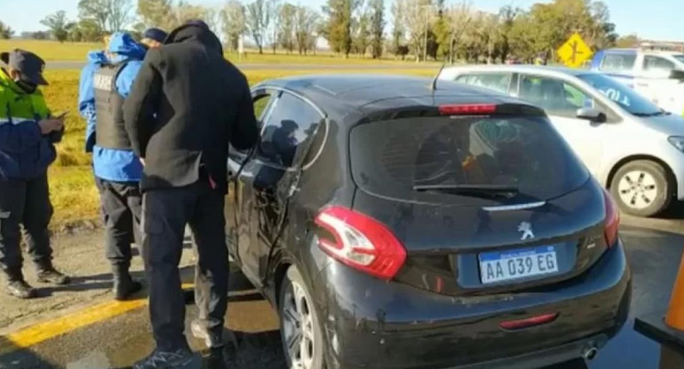 Mujer embarazada que pasó la noche en la ruta