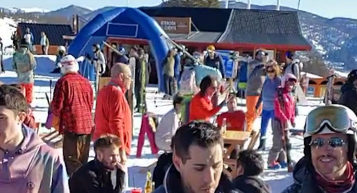 Fiesta en Chapelco en medio de la cuarentena