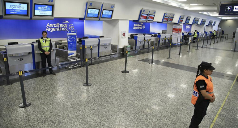 Vuelos suspendidos, Aerolíneas Argentinas, NA