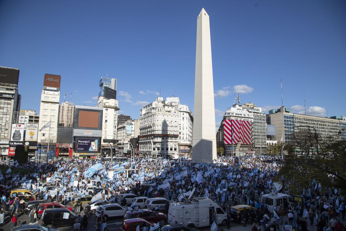 Marcha contra el Gobierno de Alberto Fernández en el Obelisco, NA