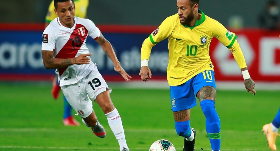 Neymar brilló con un triplete y Brasil le ganó 4 a 2 a Perú en Lima