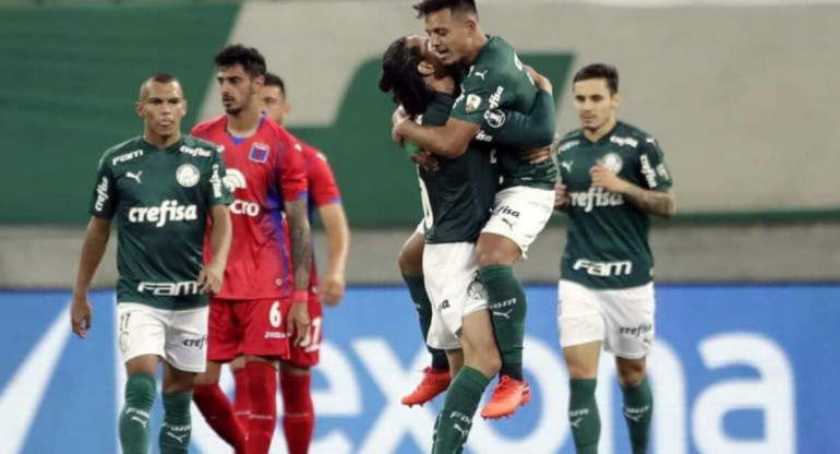 Tigre fue goleado por Palmeiras y se quedó afuera de todo