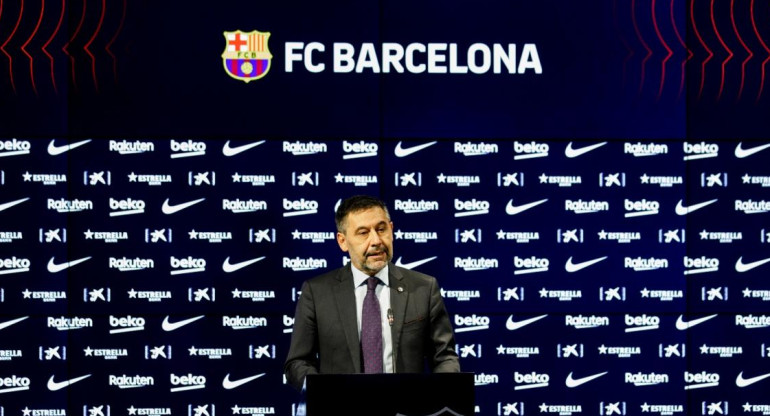 Josep Maria Bartomeu presentó su renuncia como presidente del Barcelona de España, NA