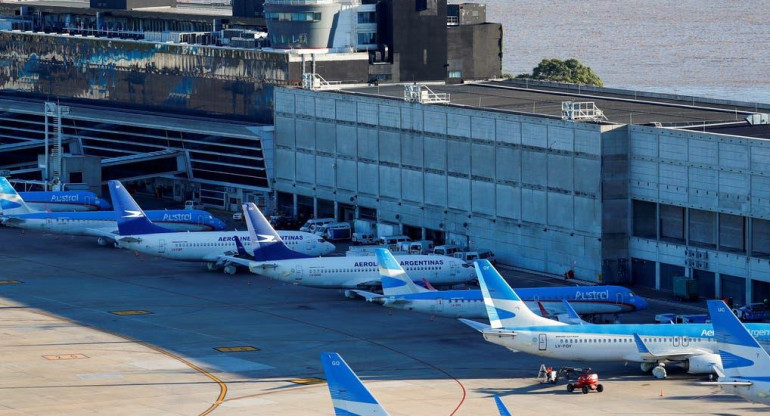 Aerolíneas Argentinas programó más de 650 vueltos de cabotaje y otros vuelos internacionales