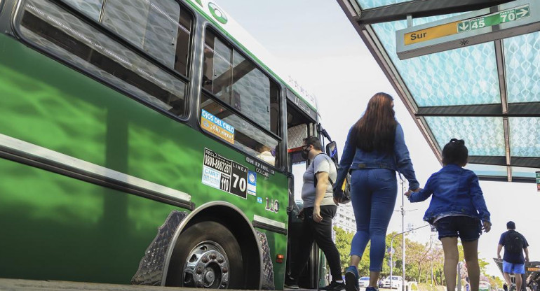 Colectivos, transporte público de pasajeros, Foto NA