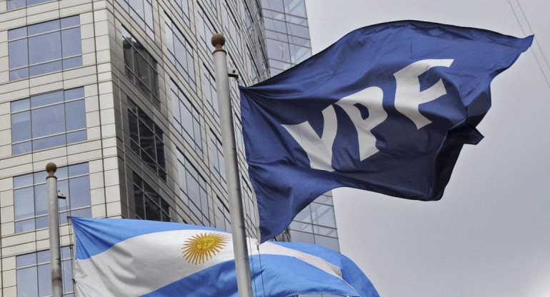 YPF, nafta, combustibles, estación de servicio, NA