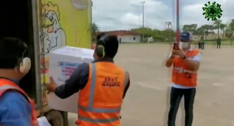 Bolivia, camion de pollos sputnik