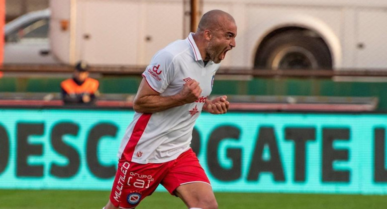 Santiago Silva, futbolista, Argentinos Juniors.