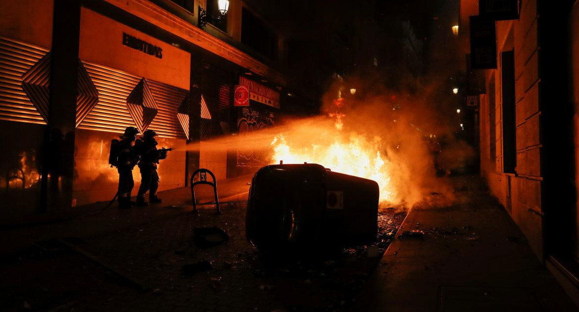 Incidentes en España tras la detención de Pablo Hasél, REUTERS