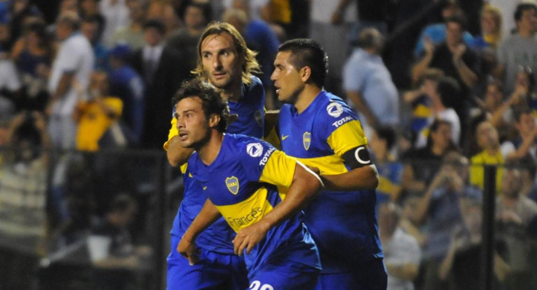 Rolando Schiavi y Juan Roman Riquelme, Boca Juniors, NA.