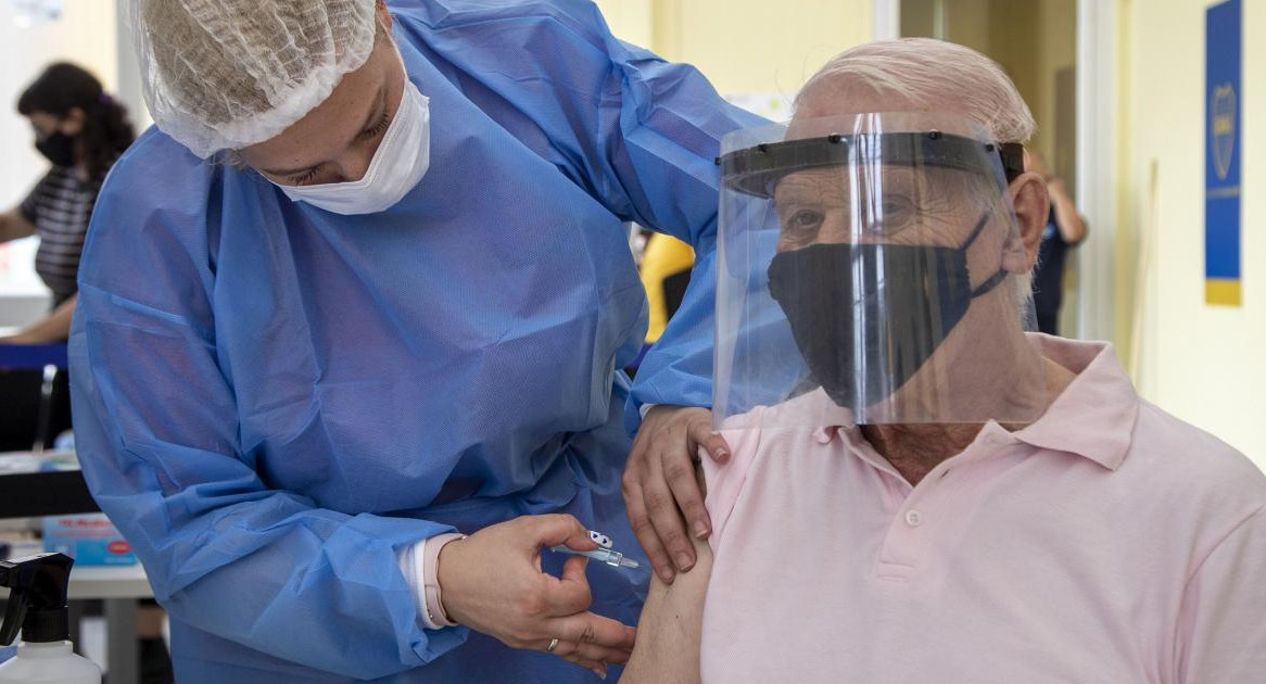 Coronavirus en Argentina, vacunación, Agencia NA