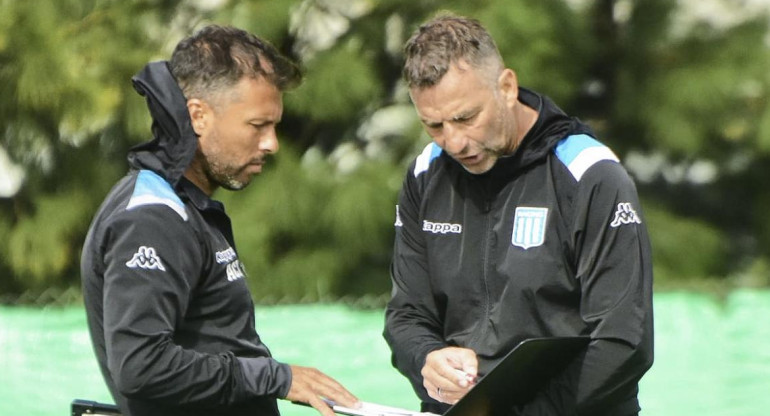 Juan Antonio Pizzi, DT de Racing, entrenamiento, fútbol argentino, NA