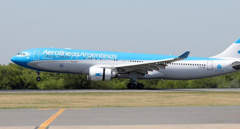 Avión de Aerolíneas Argentina, NA