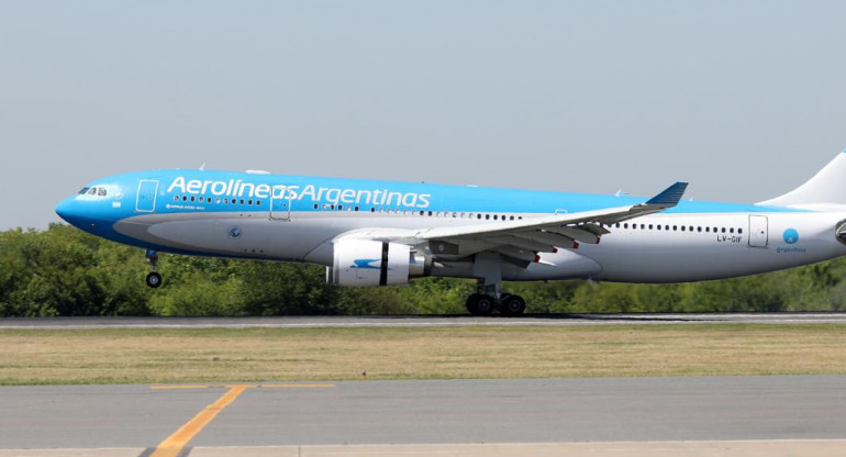 Avión de Aerolíneas Argentina, NA