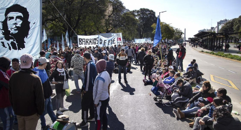 Barrios de pie, corte en avenida 9 de julio, marchas, protestas, piquetes, Foto NA