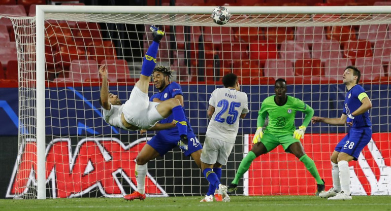 Gol de Porto ante Chelsea por Champions League, REUTERS