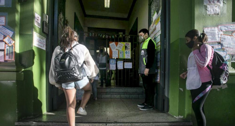 Coronavirus, Argentina, pandemia, ingreso a escuelas, NA