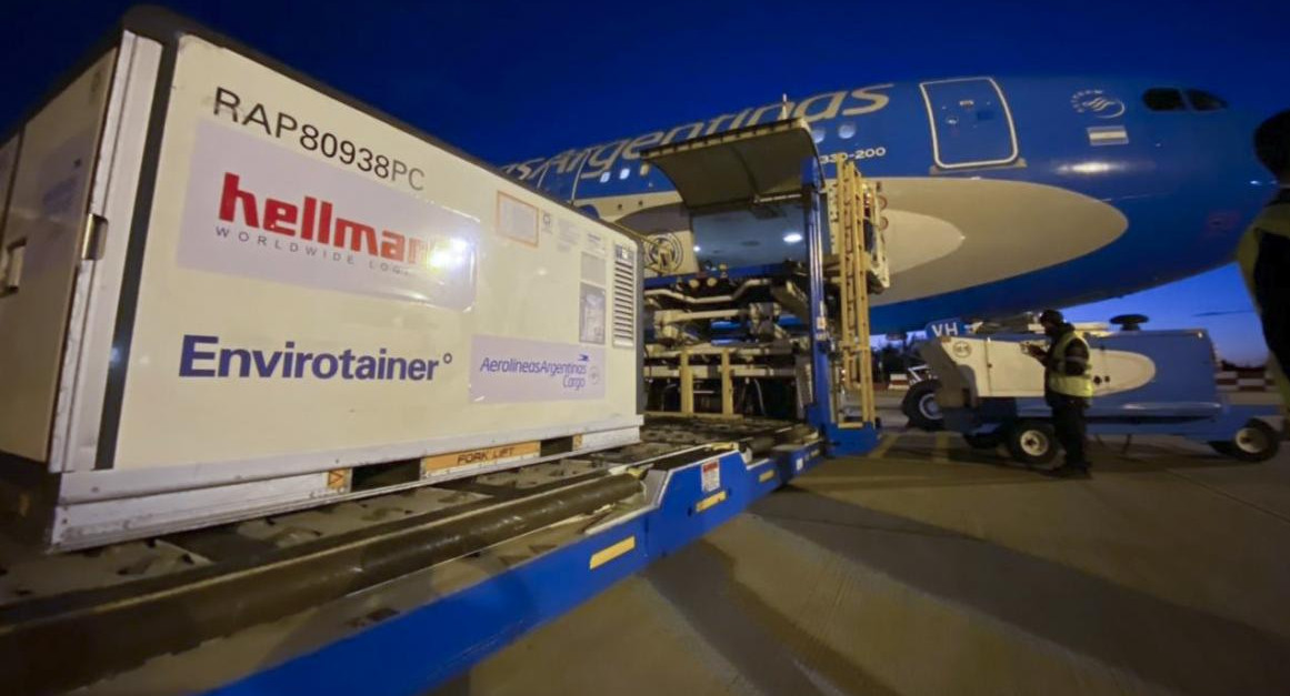 Vacuna contra coronavirus, Sinopharm, Aerolíneas Argentinas, Ezeiza, NA