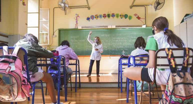 Clases presenciales en la Ciudad de Buenos Aires, AGENCIA NA