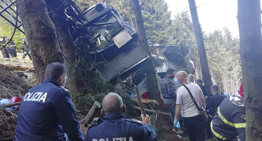 Cayó teleférico en Italia, Foto Reuters	