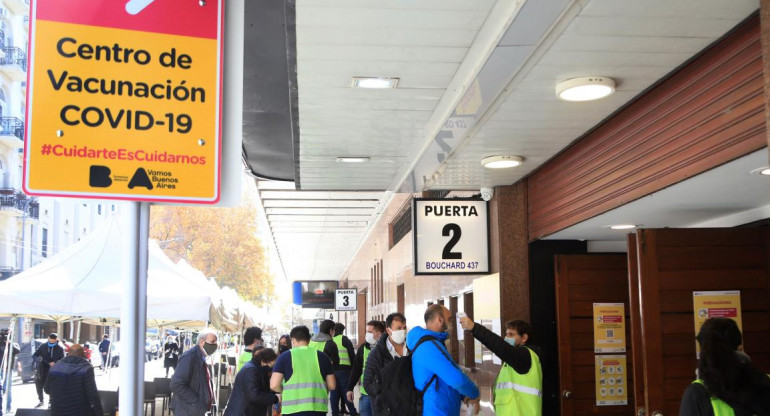 Coronavirus en Argentina, centro de vacunación, NA