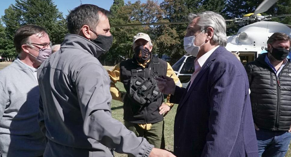 Alberto Fernández, presidente de Argentina, visita a Lago Puelo, NA