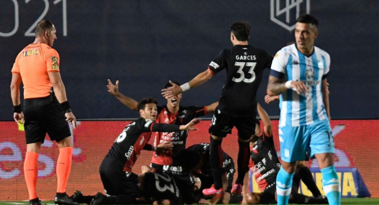 Colón de Santa Fe vs Racing, final copa de la liga. Reuters.