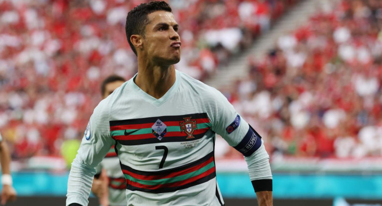 Festejo de Cristiano Ronaldo para Portugal en la Eurocopa, REUTERS